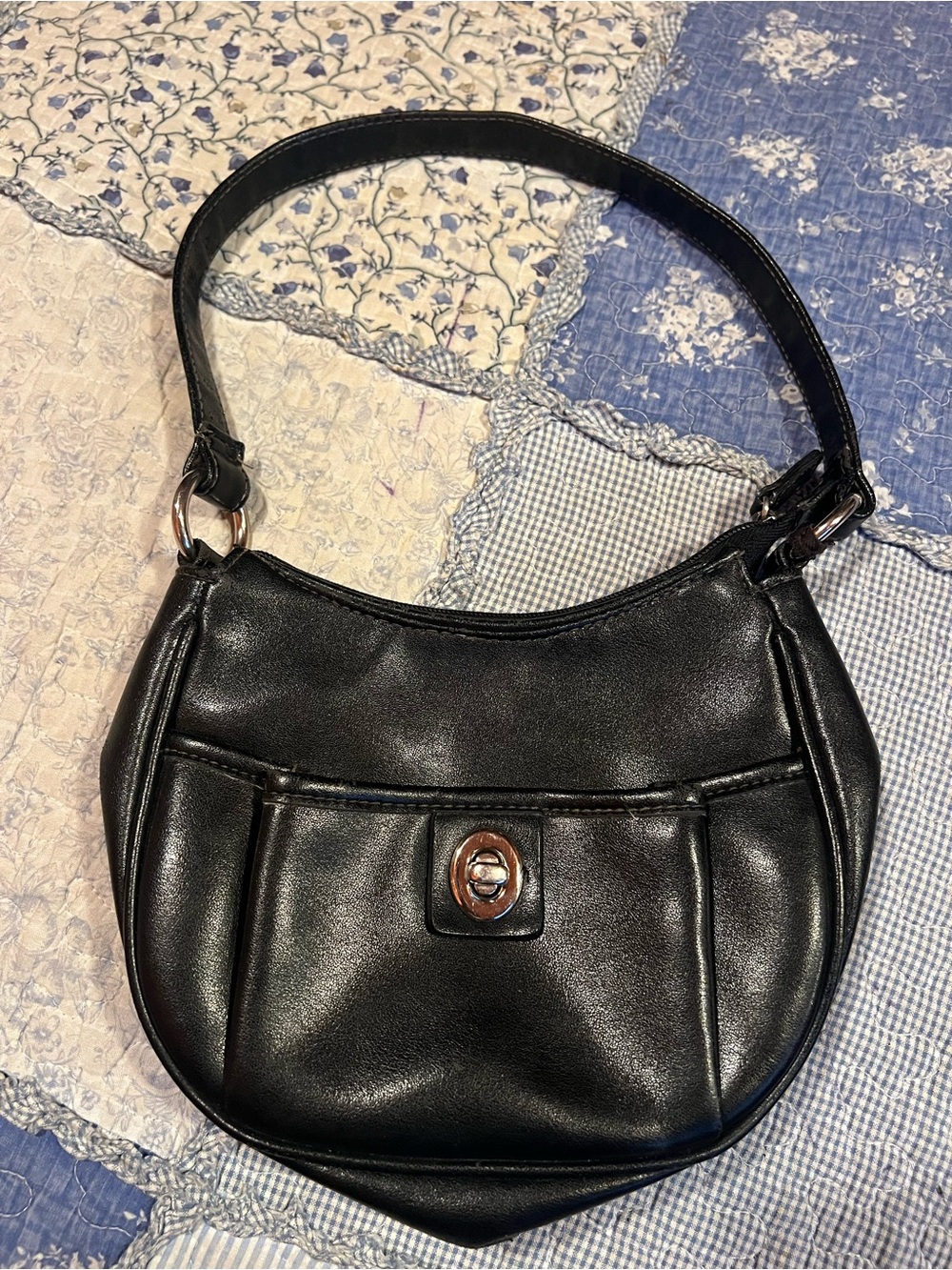 Classic Black Shoulder Bag with Turn-Lock Accent